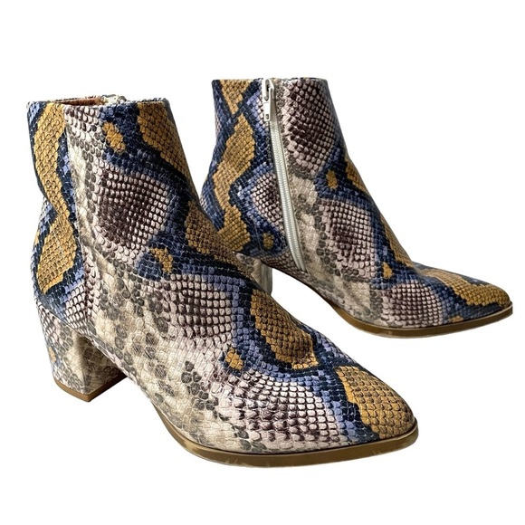 Madden Girl Dafnii Snakeskin Multicolor Block Heel Bootie 6M - Picture 1 of 12